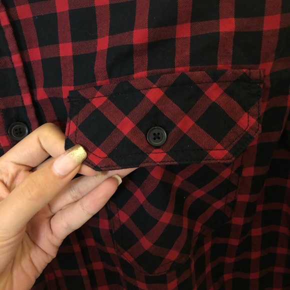 A cute red shirt| 95%new - Picture 2 of 4